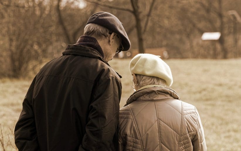 couple-4871069_1920