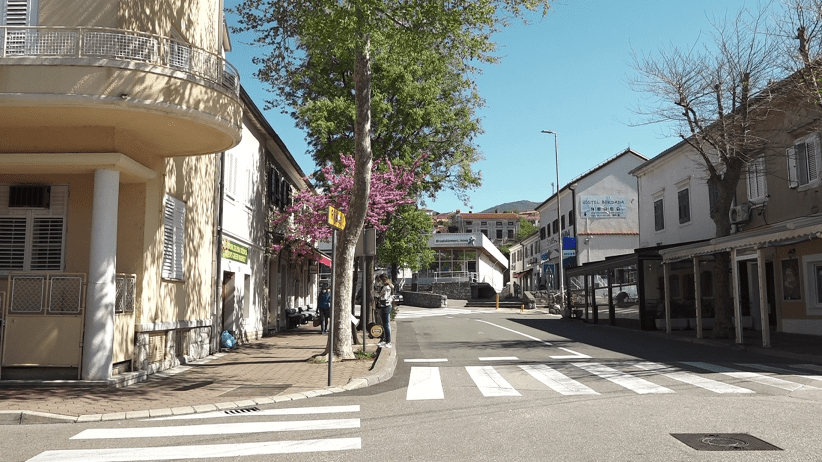 vlcsnap-2020-04-16-17h22m53s756
