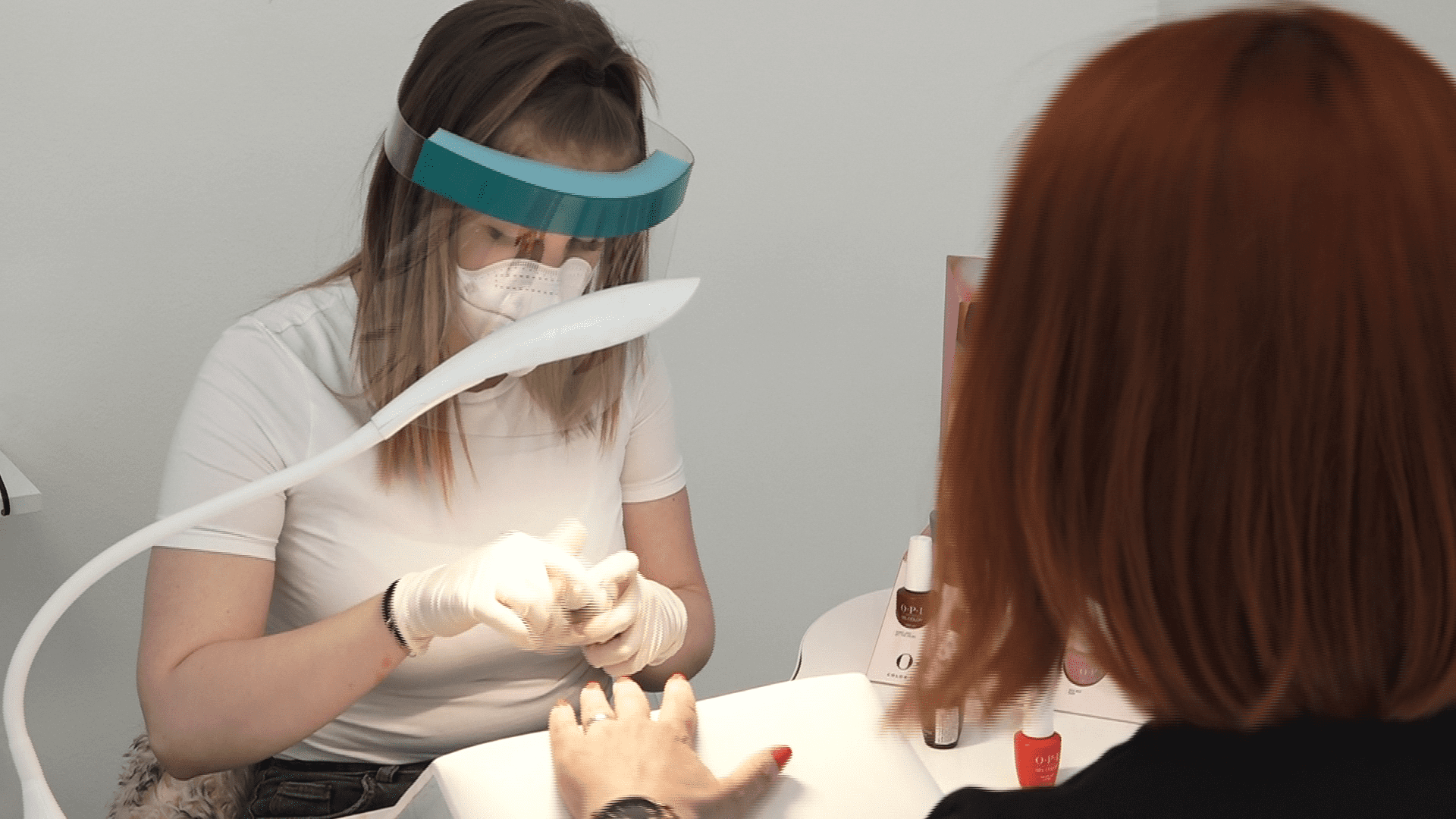 Otvoreni frizerski i kozmetički saloni