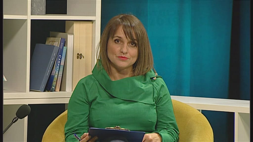 Naše vrijedne novinarke u prekrasnim košuljama Nara Camicie