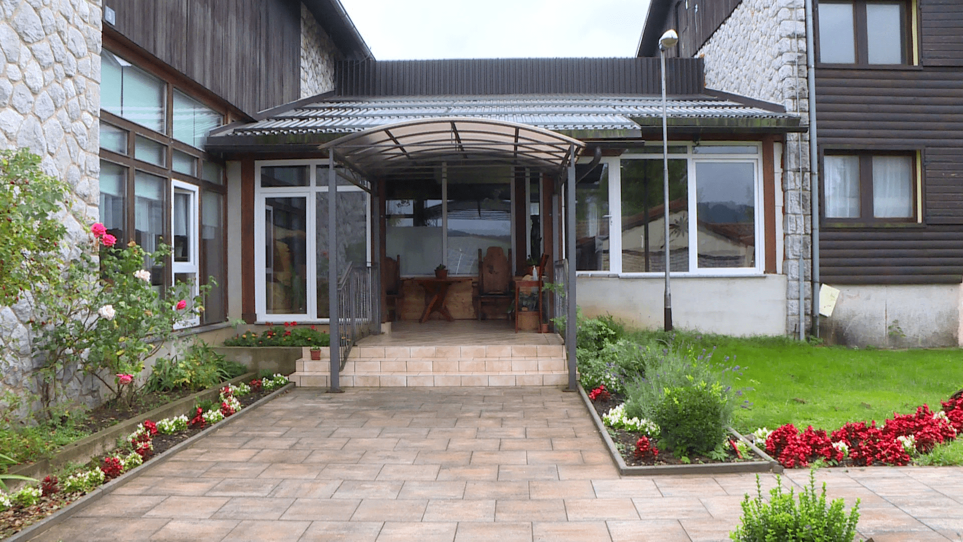 Posjetili smo dom za starije u Delnicama gdje je zabilježeno pet slučajeva korona virusa