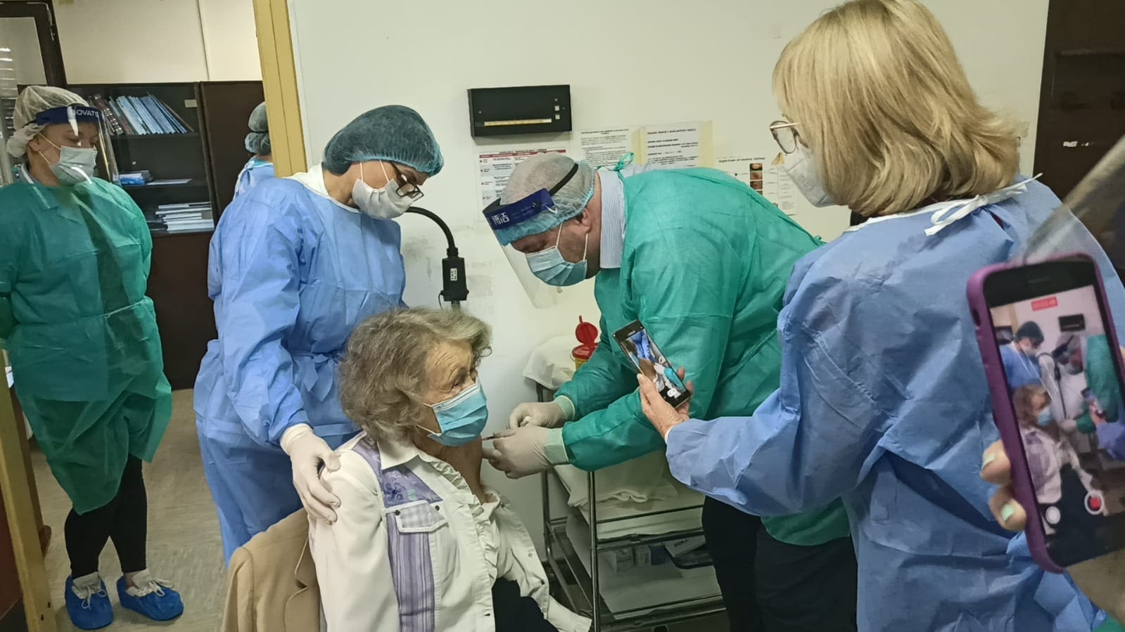 93-godišnja Dubravka Pavlović prva je cijepljena osoba u Rijeci