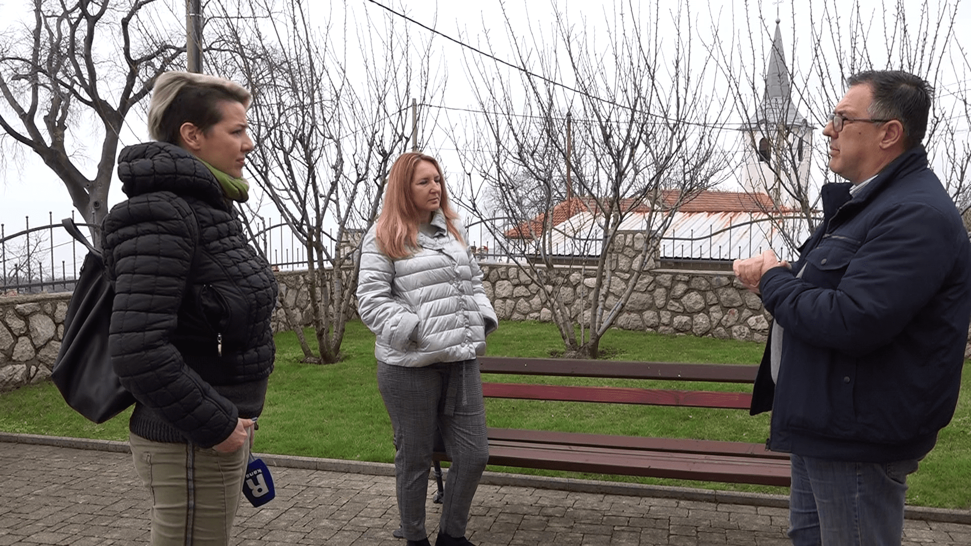 Divlje svinje se u Kostreni spustile do mora