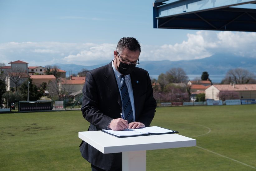 potpisivanje ugovora nk pomorac-1