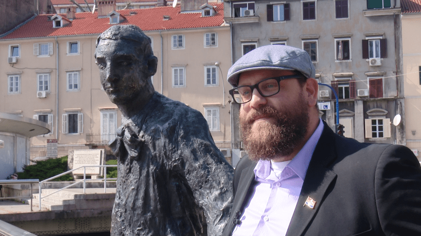 vlcsnap-2021-04-06-19h42m11s080