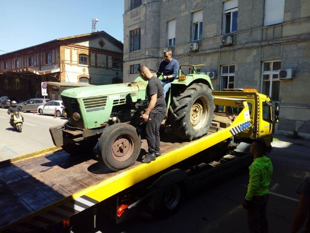 Torpedov traktor u muzejskoj zbirci