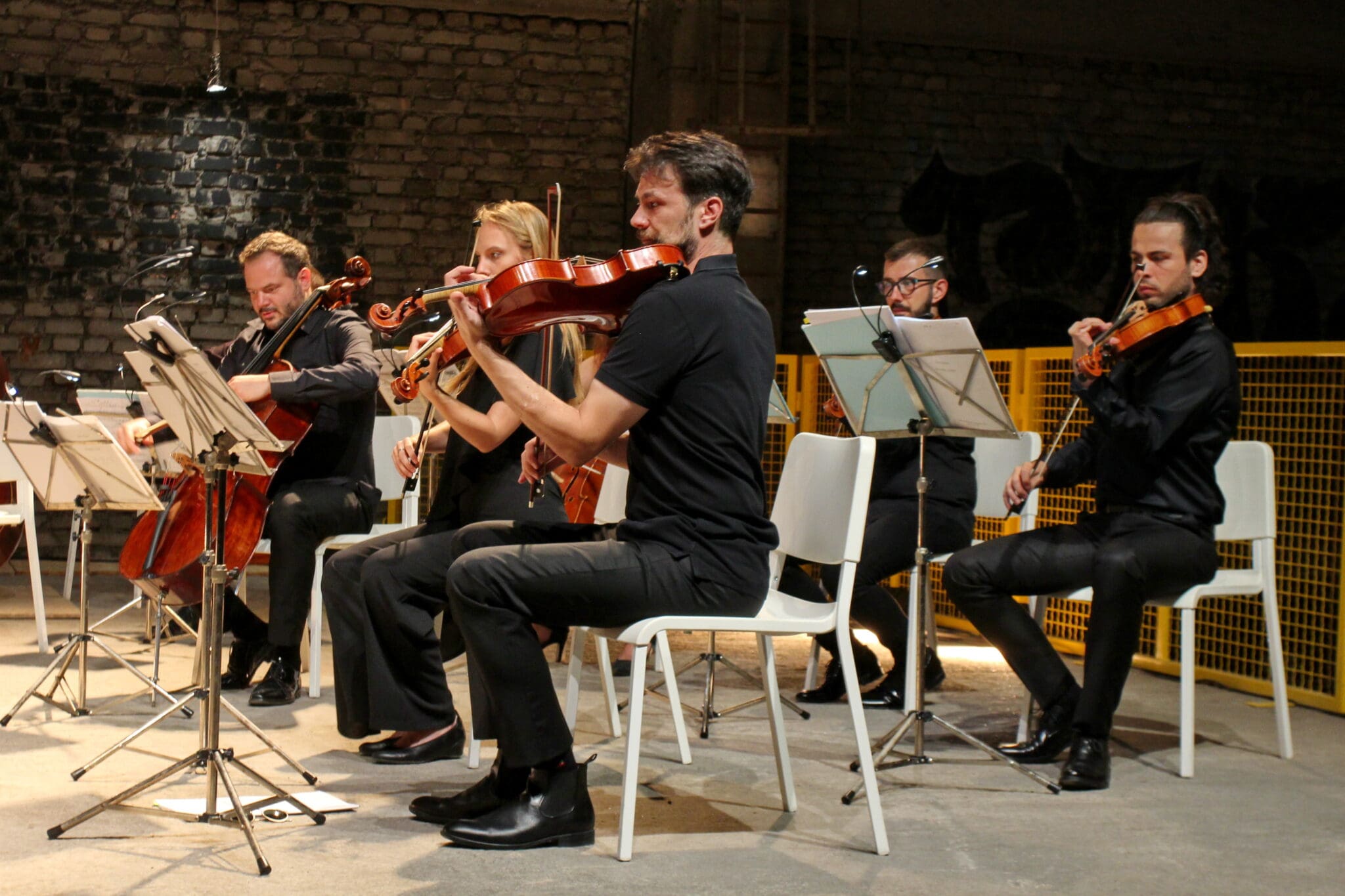 Simfonijski orkestar No Borders Orchestra oduševio publiku