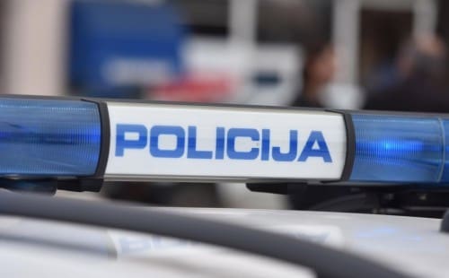 Sukob u Bakru:Posvađali se pa ga pokušao pregaziti autom