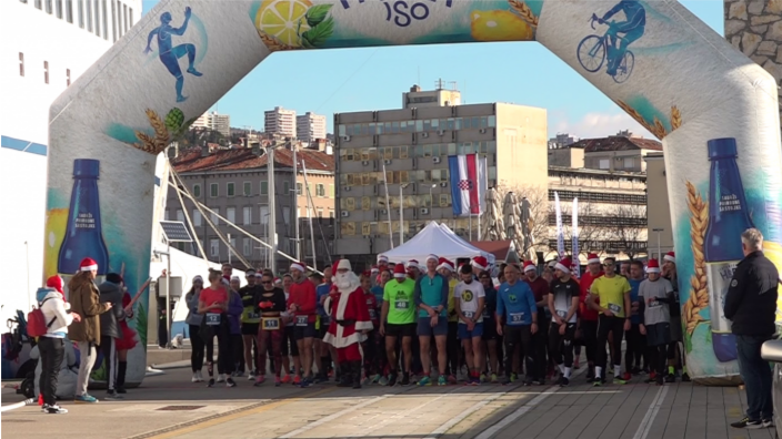 Održana utrka HoHoHo Run: Trčanje i rekreacija sa humanitranim ciljem