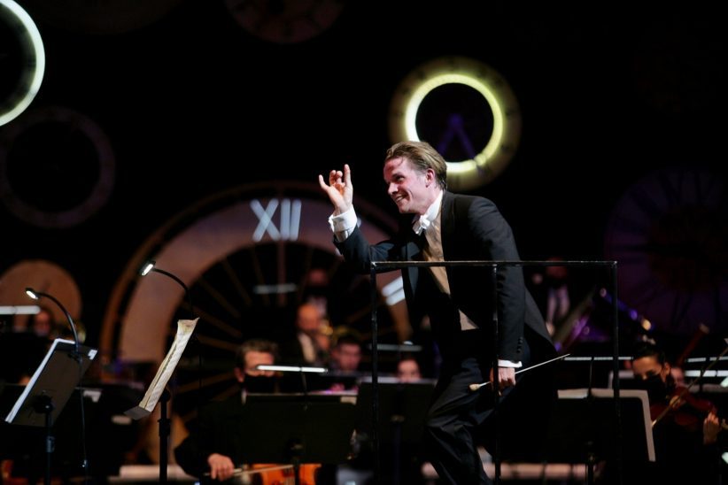 Valentin Egel, Novogodišnji 20