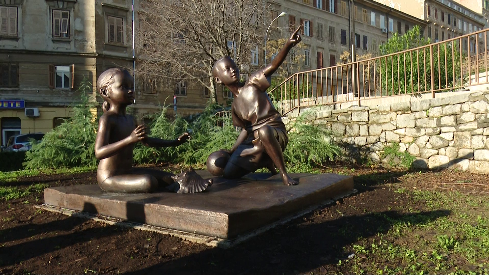 U parku Pomerio postavljena skulptura Budućnost
