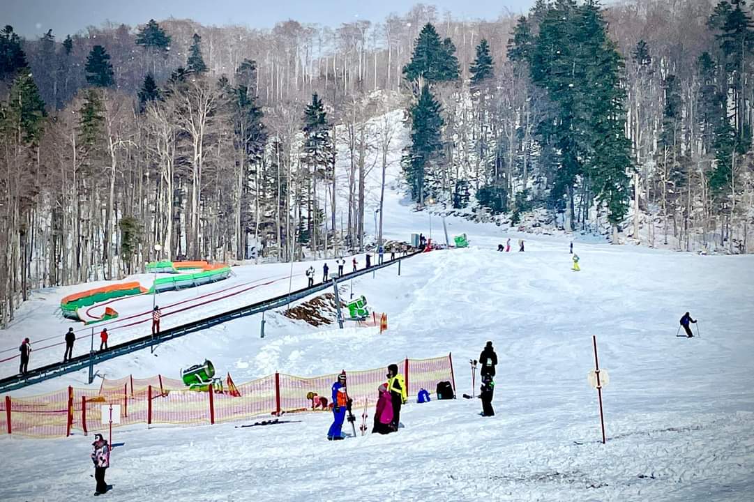 Platak:Za skijaše otvorena pokretna traka Radeševo