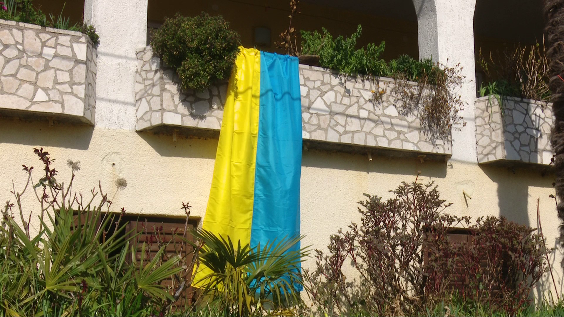 Mladi bračni par iz Ukrajine: Došli smo kao turisti, a sad se nemamo gdje vratiti!