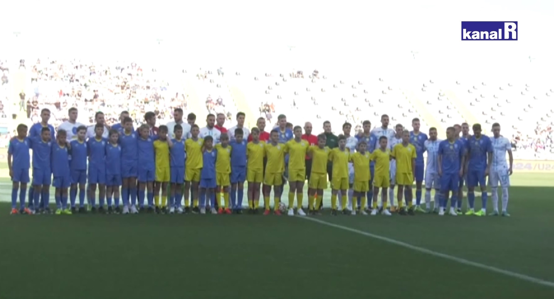 Rujevica u plavo žutoj boji: Rijeka -Ukrajina 1:1