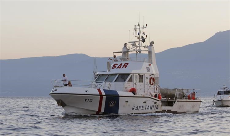 Kaotična noć na moru: MRCC Rijeka u akciji spašavanja!