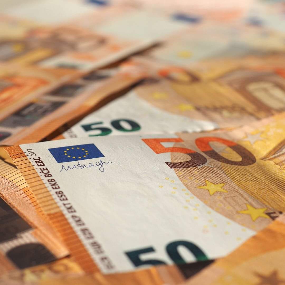 HNB savjetuje kako provjeriti jesu li euri lažni ili pravi