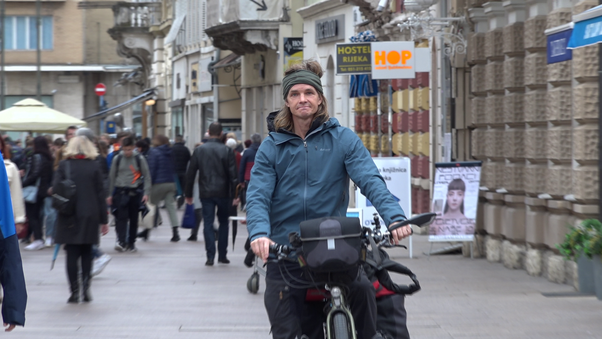 Upoznajte Danca koji je u Rijeku stigao biciklom, a zatim nastavlja putovanje dugo čak 18 mjeseci!