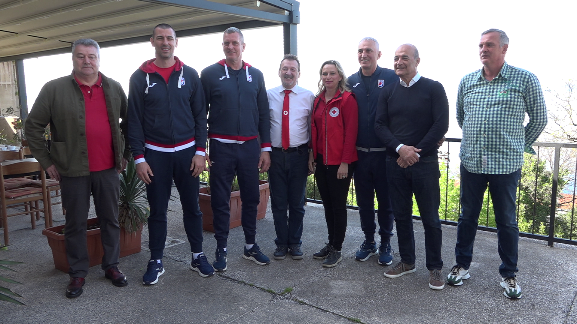 Rukometna reprezentacija kuhala je za potrebite