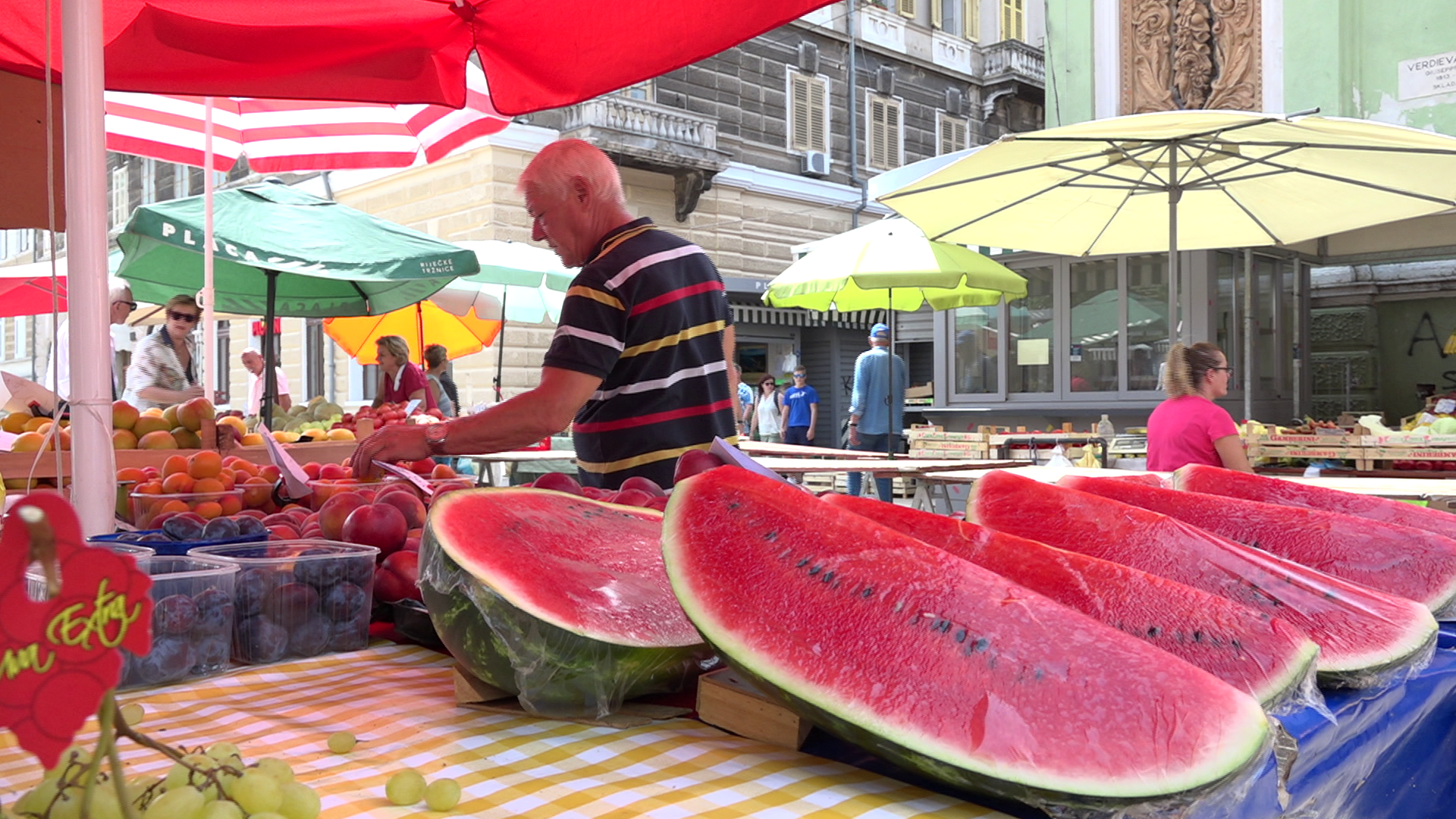 Turisti zadovoljni ponudom i cijenama na riječkoj placi