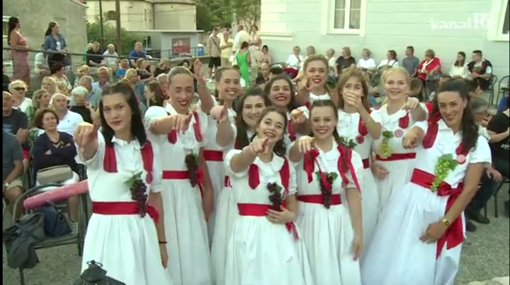 Ružica Vinodola: U Bribiru kandidatkinje se natjecale u pripremi makaruna