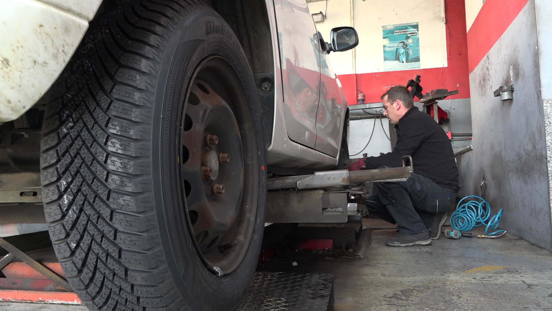 Od 15. studenog obavezna je zimska oprema na automobilima