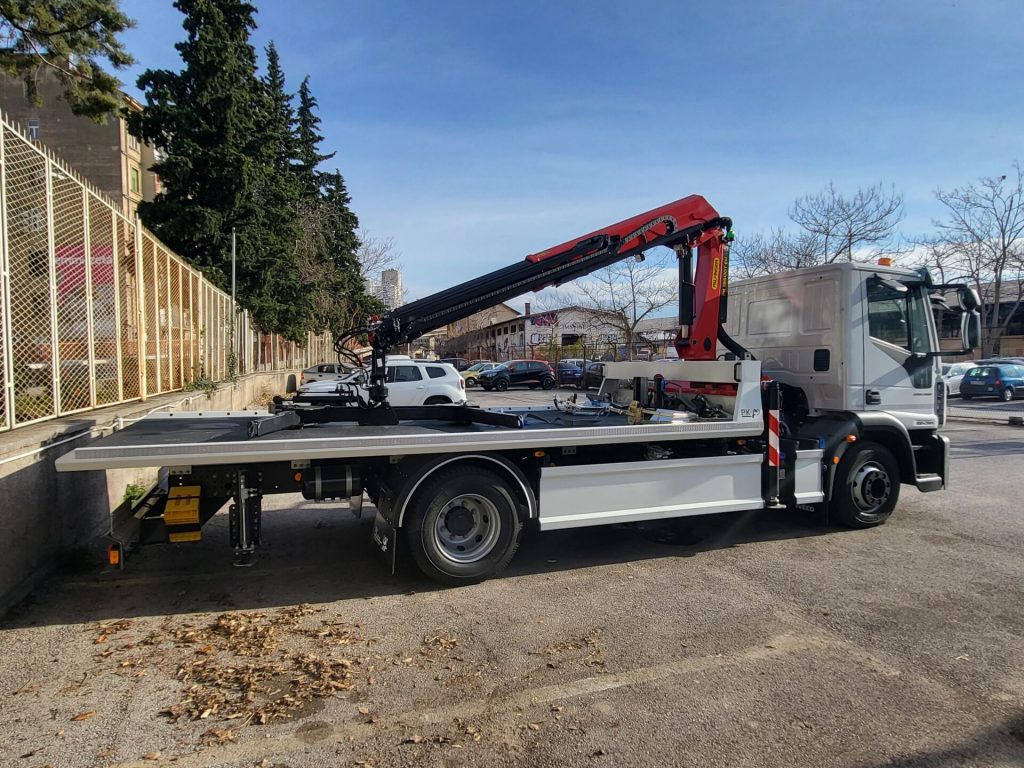 Na riječkim ulicama novo specijalno vozilo pauk – Kanal Ri