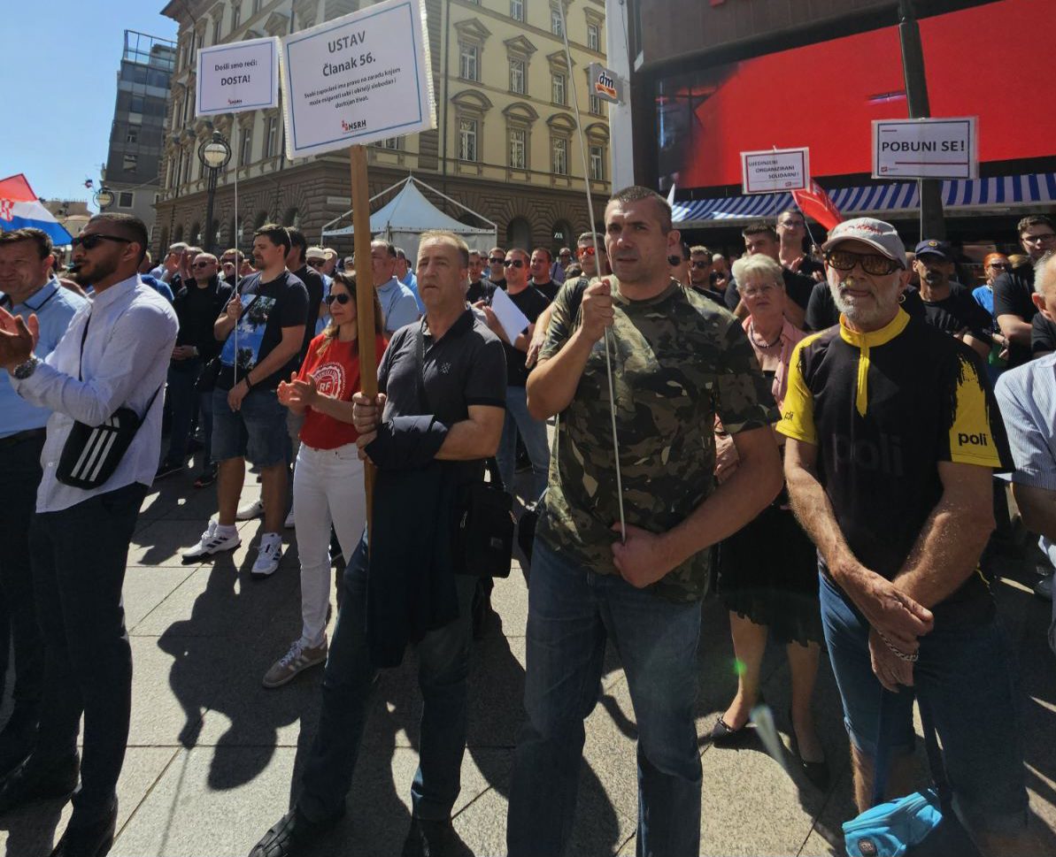 Prosvjed radnika Autotroleja: “Ako bude trebalo, štrajkom ćemo blokirati grad”