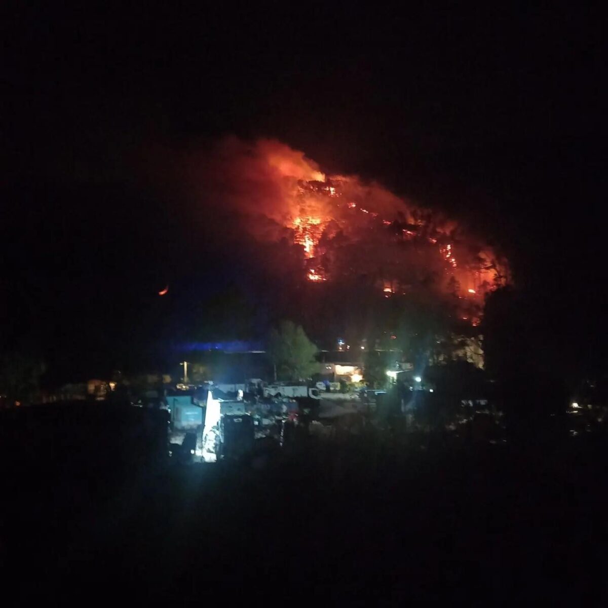 Požar u Crikvenici i na Križišću gasilo 60-tak vatrogasaca