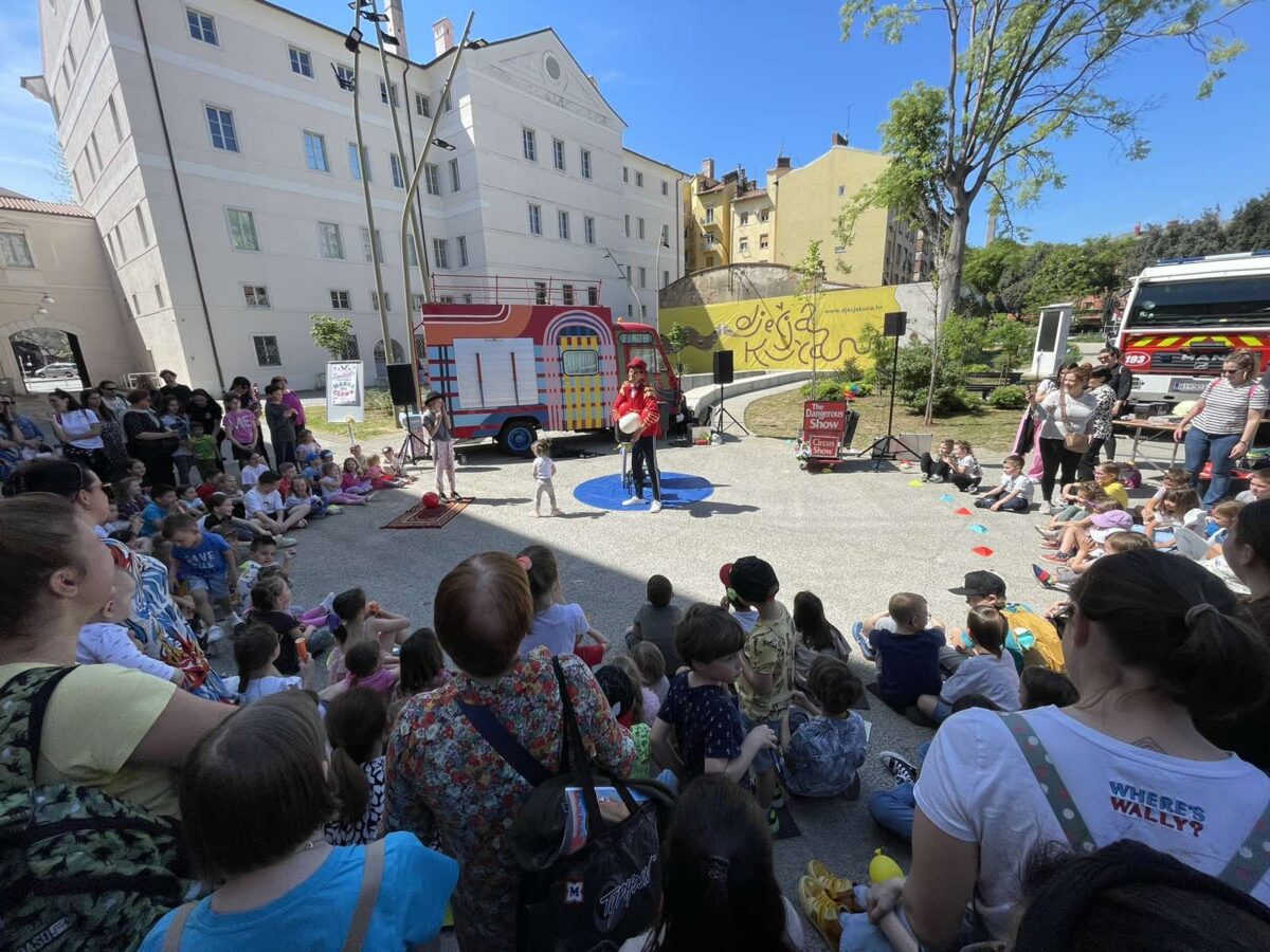 Održan STEM piknik 2.0: Znanost, tehnologija, inženjerstvo i matematika privukli brojne građane