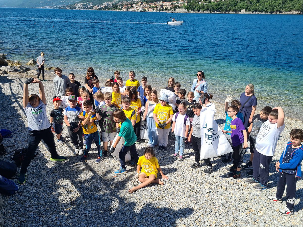 Na Preluku održana akcija čišćenja plaže i okoliša