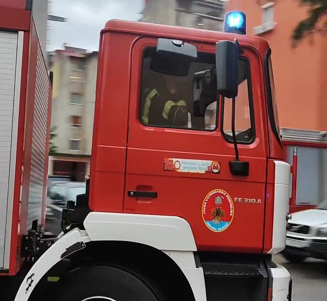 Posljedice nevremena: Puno posla za vatrogasce