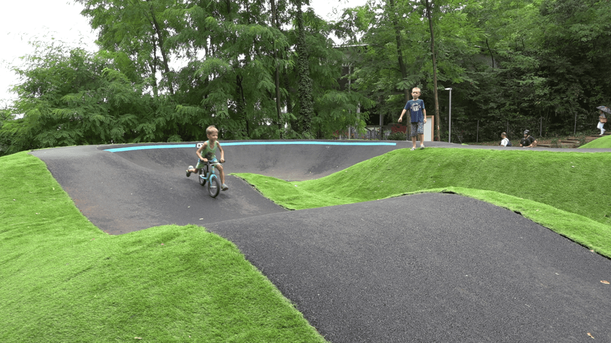 Nova atrakcija u Lovranu: Otvoren je Pumptrack poligon, prvi u PGŽ