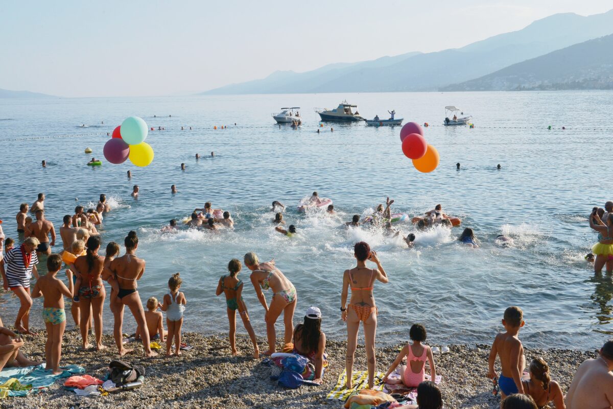Riječke karnevalske mokre igre prikupile sredstva za Kliniku za pedijatriju