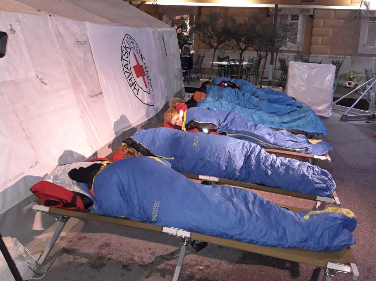Jedna noć pod zvijezdama: Humanitarna akcija za beskućnike