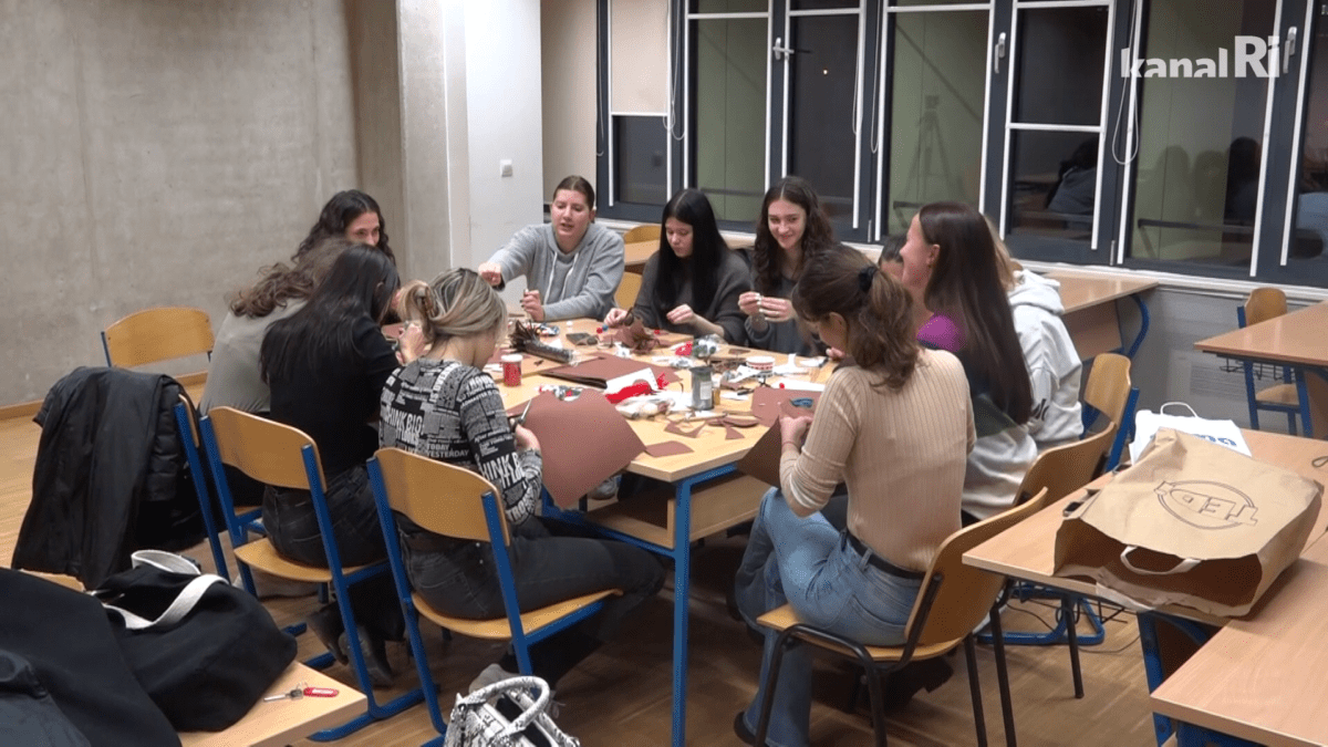 Studenti riječkog Filozofskog fakulteta organiziraju Humanitarni advent na FFRI