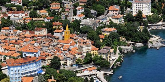 Besplatno vođenje Lovranom u sklopu manifestacije “Upoznaj svoju zemlju”