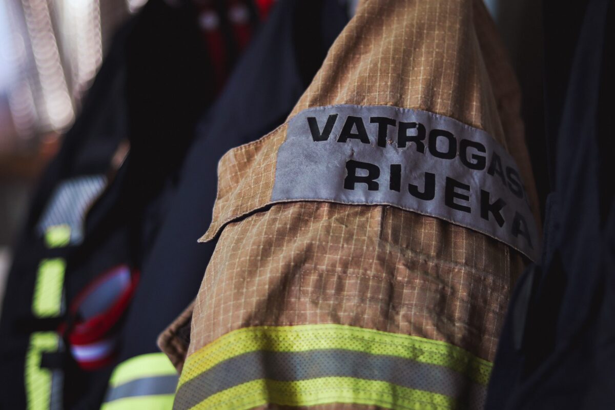 Jedna je osoba ozlijeđena u požaru kuhinje