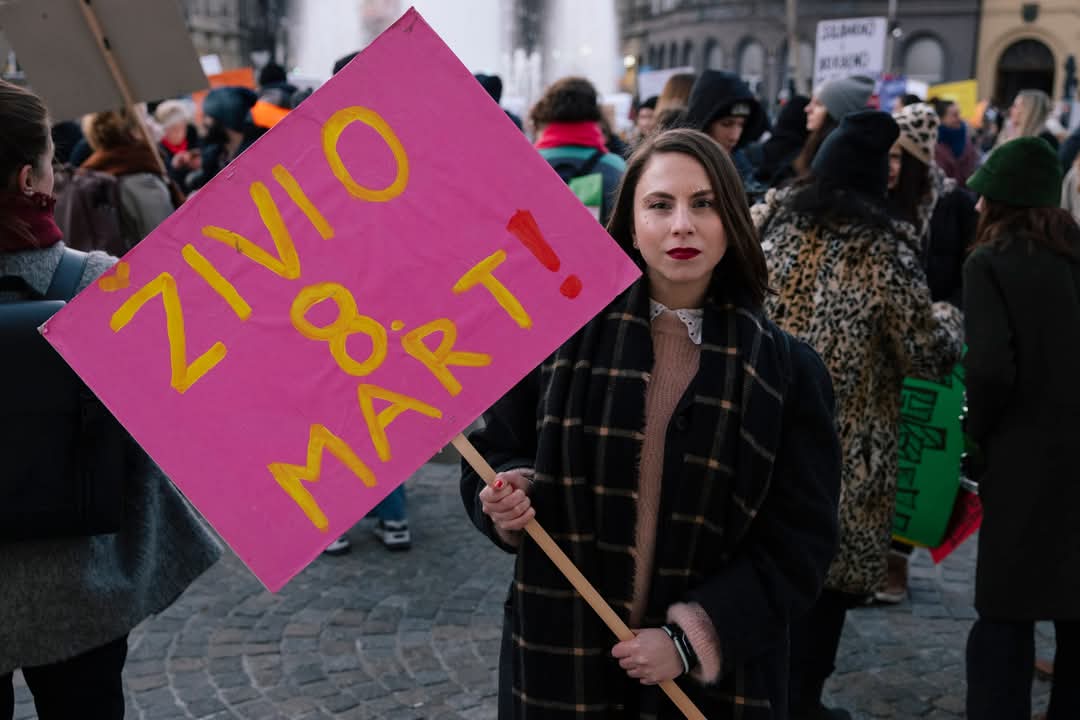Osmi riječki Noćni marš za Osmi mart: Feminizam nema granica