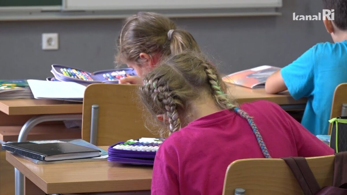 Ministarstvo o štrajku: Svi učenici u srijedu trebaju doći u škole, studenti na fakultete