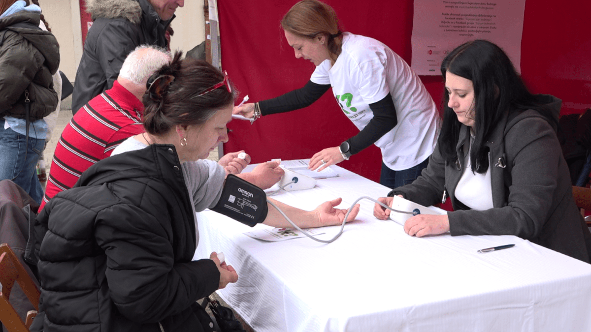 Svjetski dan bubrega obilježen besplatnim mjerenjem tlaka i šećera u krvi