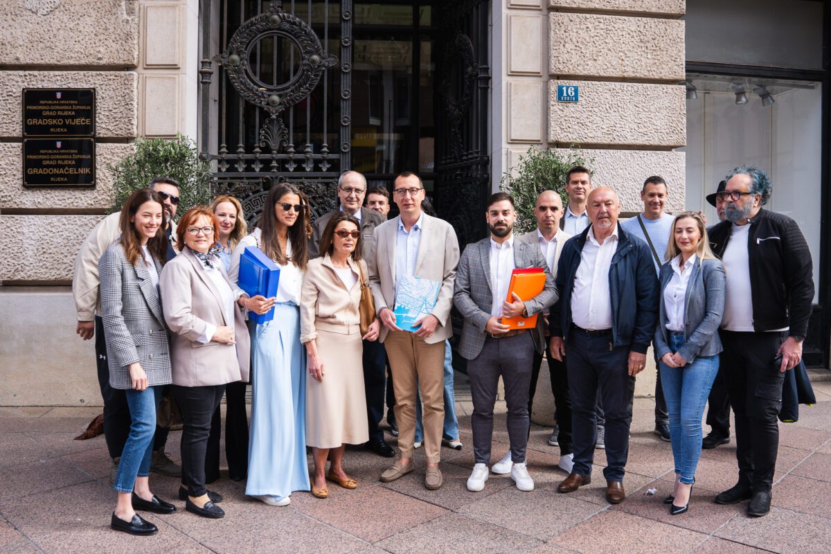 Marko Filipović prvi predao potpise za kandidaturu: Rijeka ide naprijed, i tako će i ostati