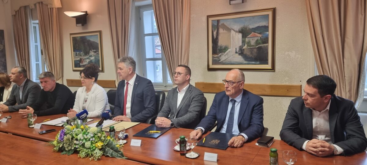 Potpisan ugovor za plato A7 u Industrijskoj zoni Bakar