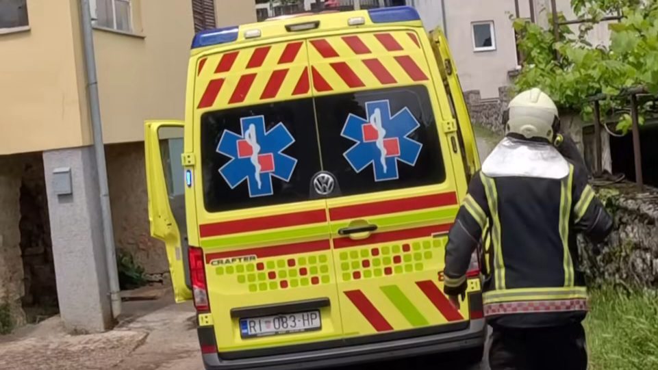 Spaljivao korov korištenjem benzina, ozlijeđen u eksploziji