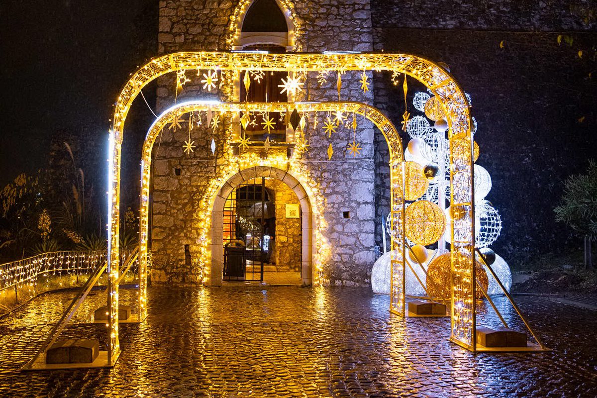 Adventska dekoracija na Trsatu objavljena u prestižnom izdanju Blachere Illuminationa
