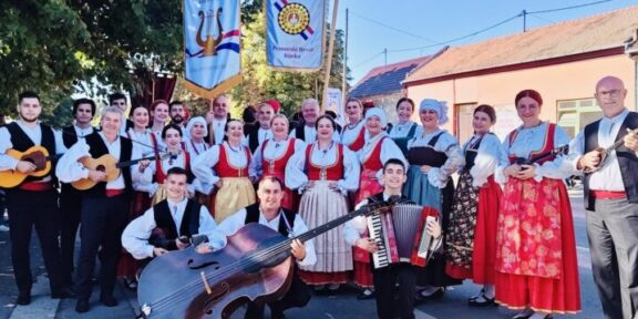 Primorska večer u petak u HKD-u