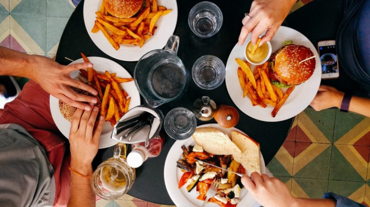 Food Truck Festival na Krku: Spoj okusa, glazbe i održivosti!