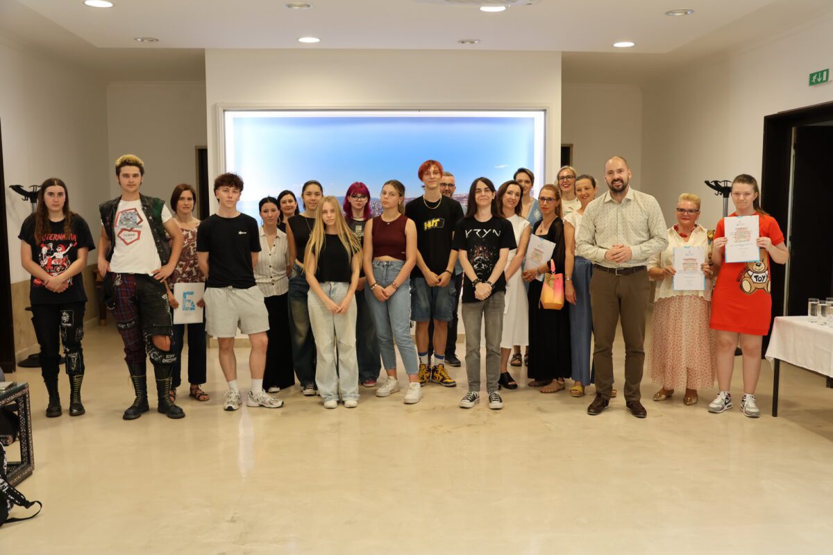 Sinergija talenta i poduzetništva: mladi umjetnici osvajaju Korzo