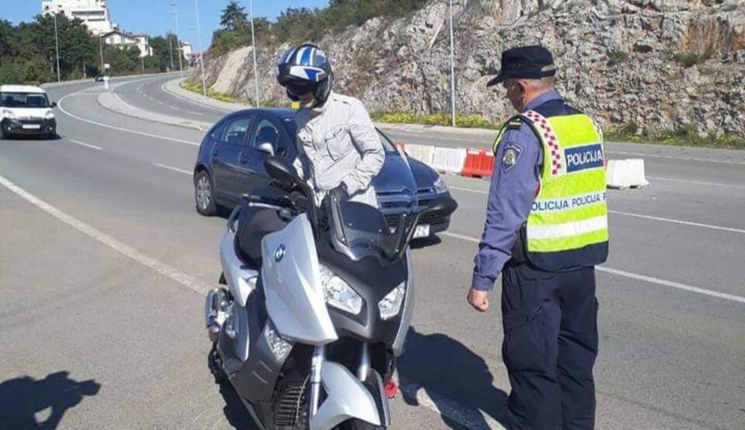 U Rijeci i Kastvu teško ozlijeđena tri vozača motocikla