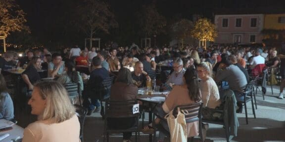 Prvi Feniks specijal kviz održan na Crekvini u Kastvu