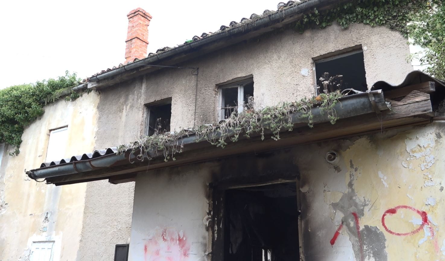 U požaru bivše pekare u Bribiru smrtno stradao muškarac